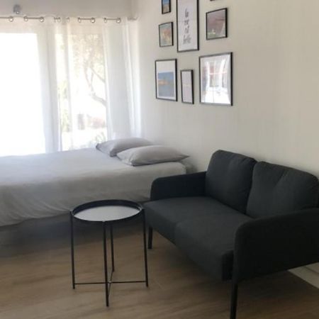 Studio Refait A Neuf Avec Jardin Aigues Mortes Buitenkant foto