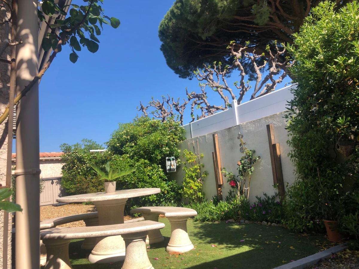 Studio Refait A Neuf Avec Jardin Aigues Mortes Buitenkant foto